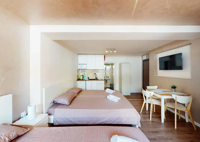 Apartment Markoni 5 *